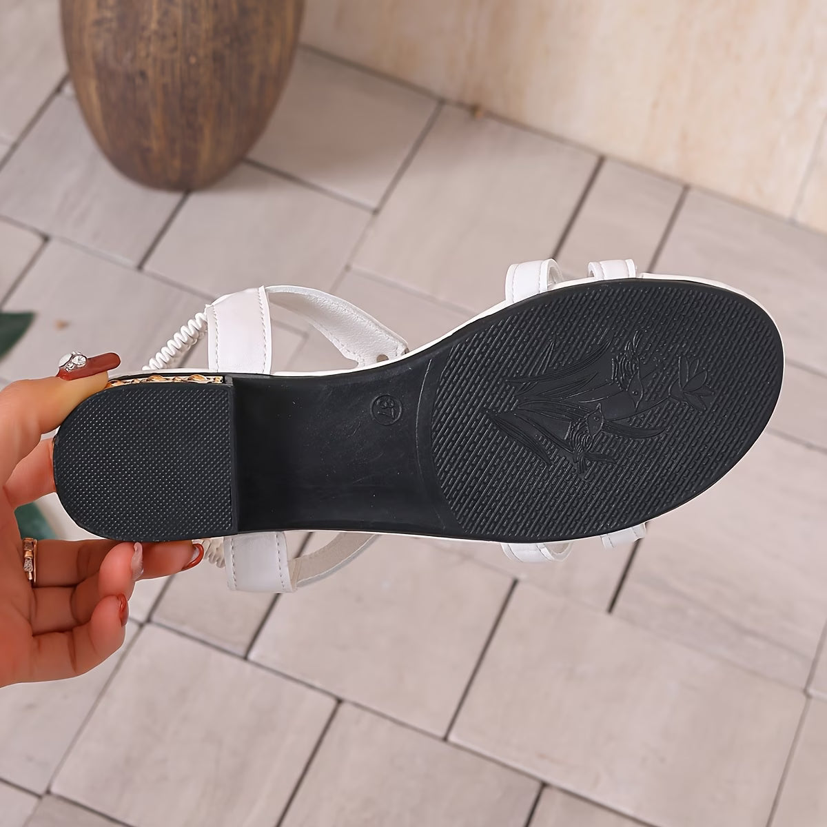 Sandalias Grecian Glam de Tacón Detallado