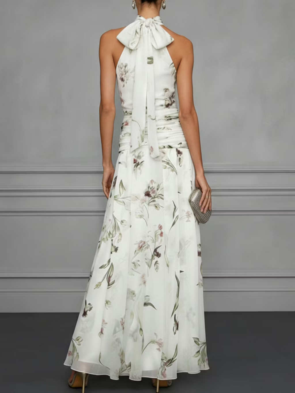 Maxi Vestido Halter con Detalle en Cuello