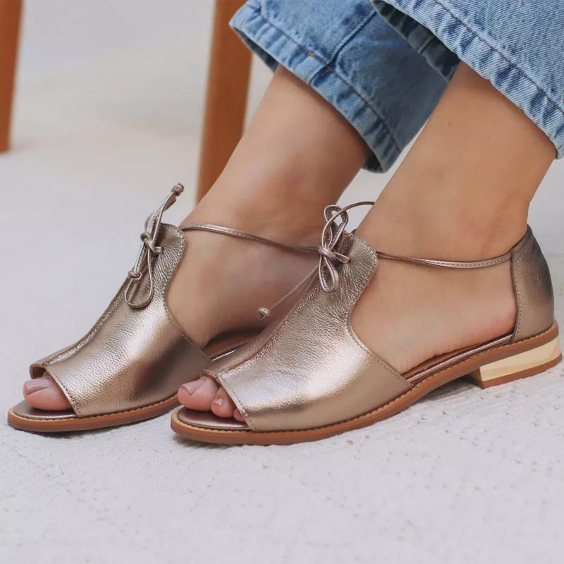 Sandalias de Verano en Acabado Platino
