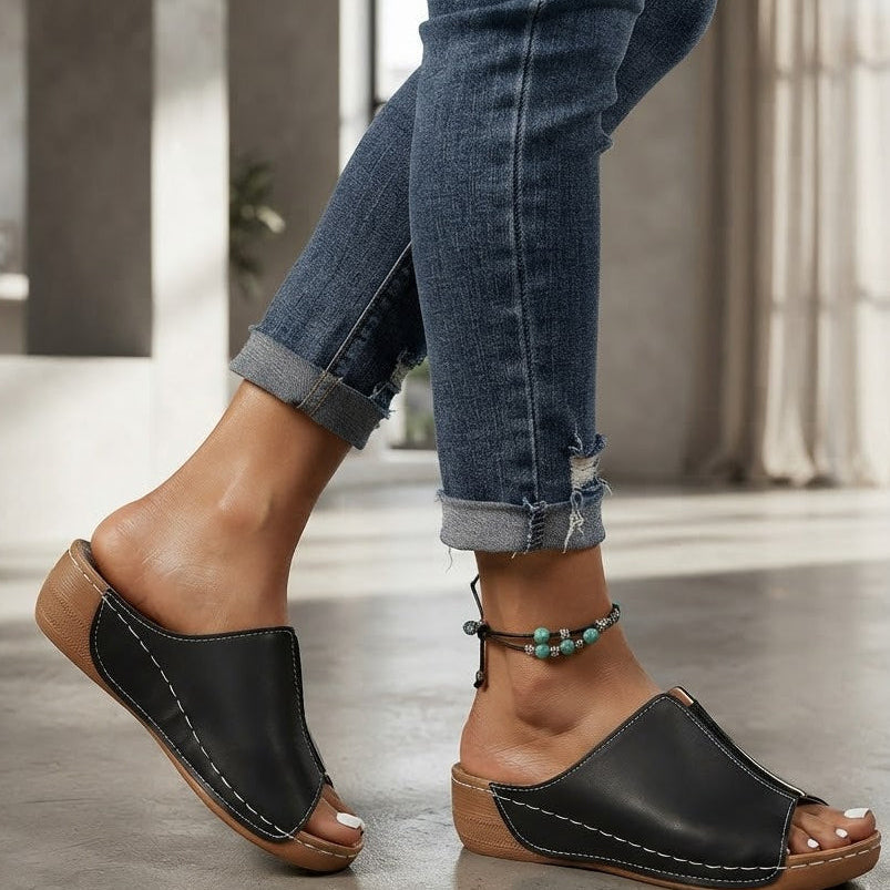 Sandalias de Cuña "Casual Stitch"