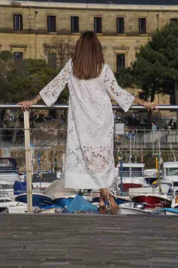 Vestido Elegante de Encaje Emilie